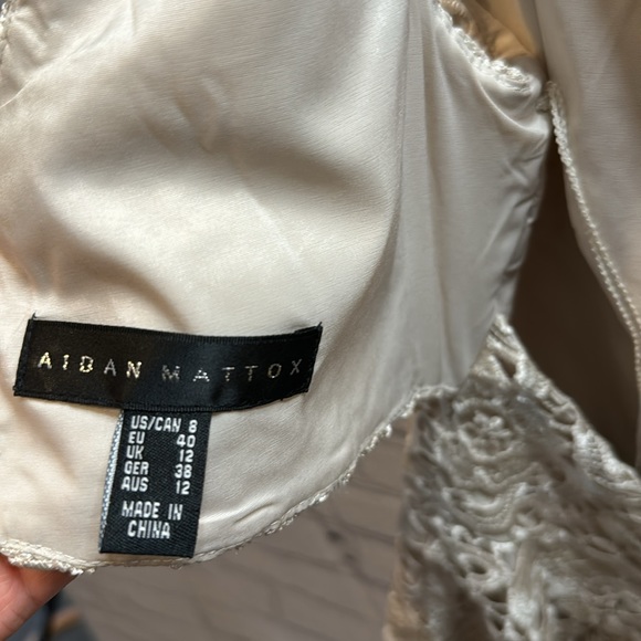 Aidan Mattox | Sleeveless Lace Jacquard Champagne Mini Cocktail Dress | Size 8 - Picture 5 of 8